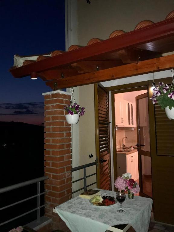 Arlind'S Apartaments Avlonya Dış mekan fotoğraf