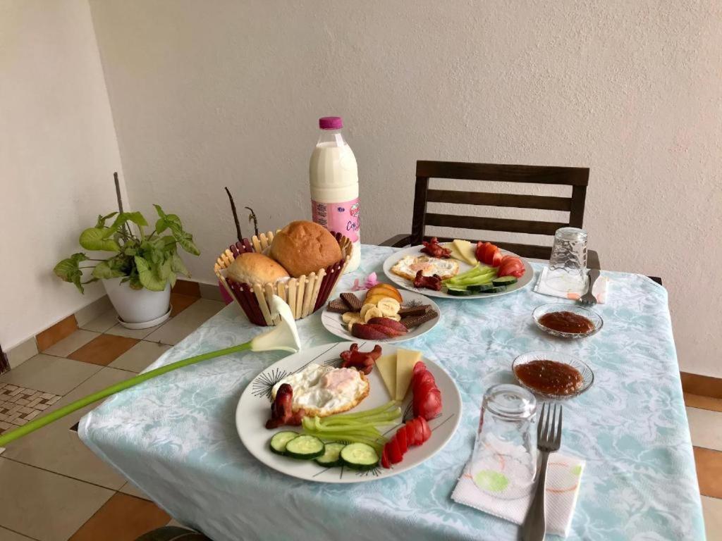 Arlind'S Apartaments Avlonya Dış mekan fotoğraf