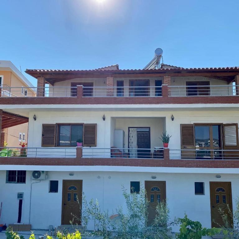 Arlind'S Apartaments Avlonya Dış mekan fotoğraf