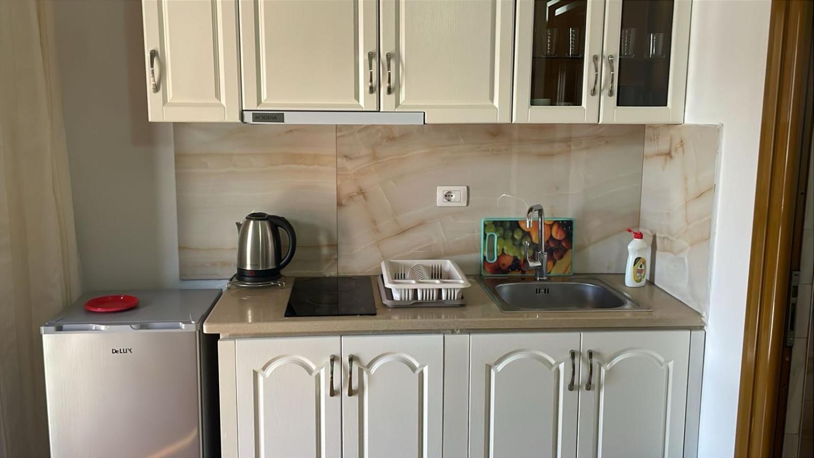 Arlind'S Apartaments Avlonya Dış mekan fotoğraf