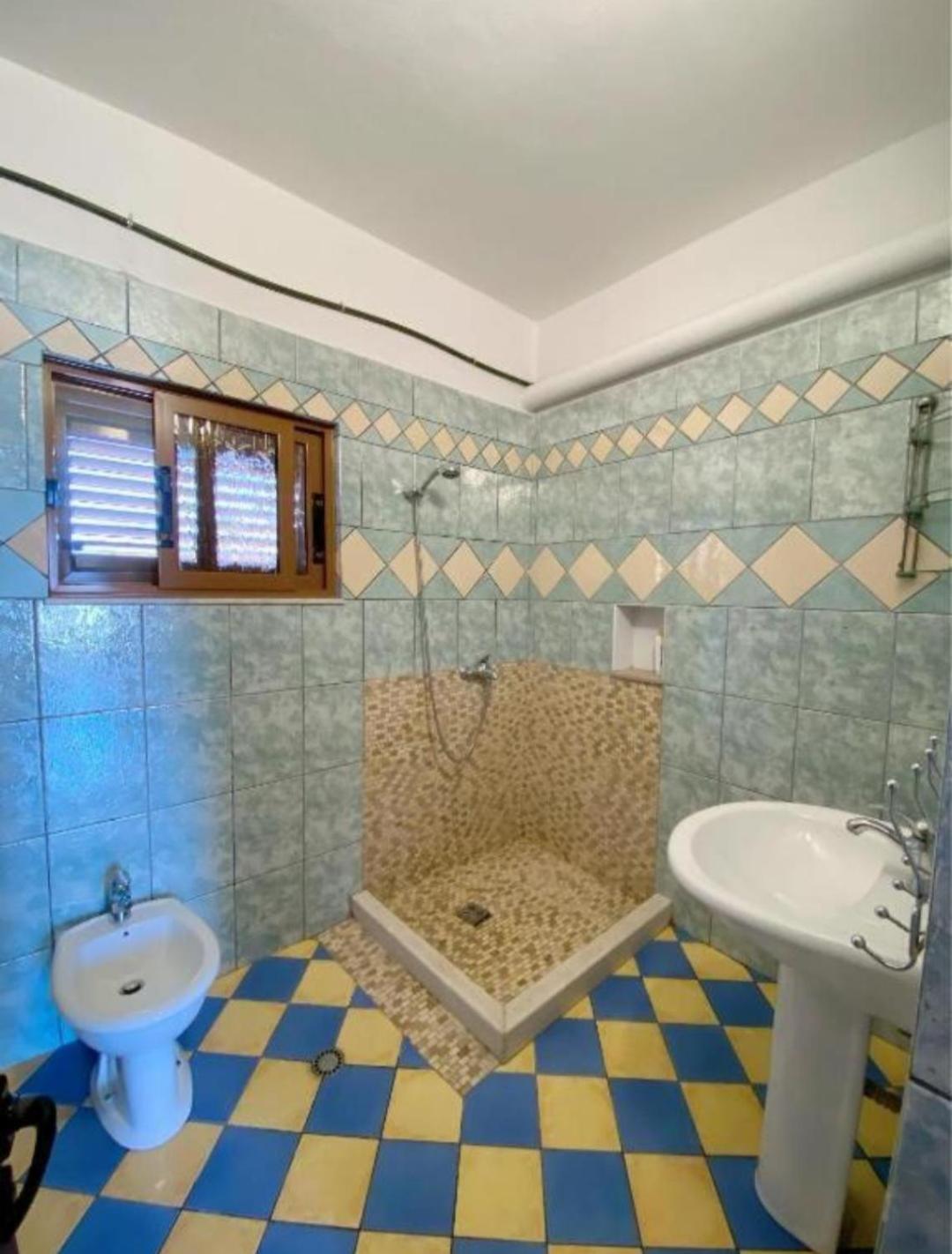 Arlind'S Apartaments Avlonya Dış mekan fotoğraf